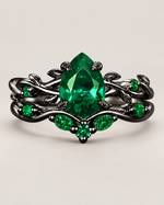 Pear-Cut Vine Ring Set
