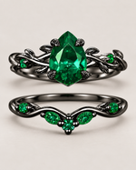 Pear-Cut Vine Ring Set