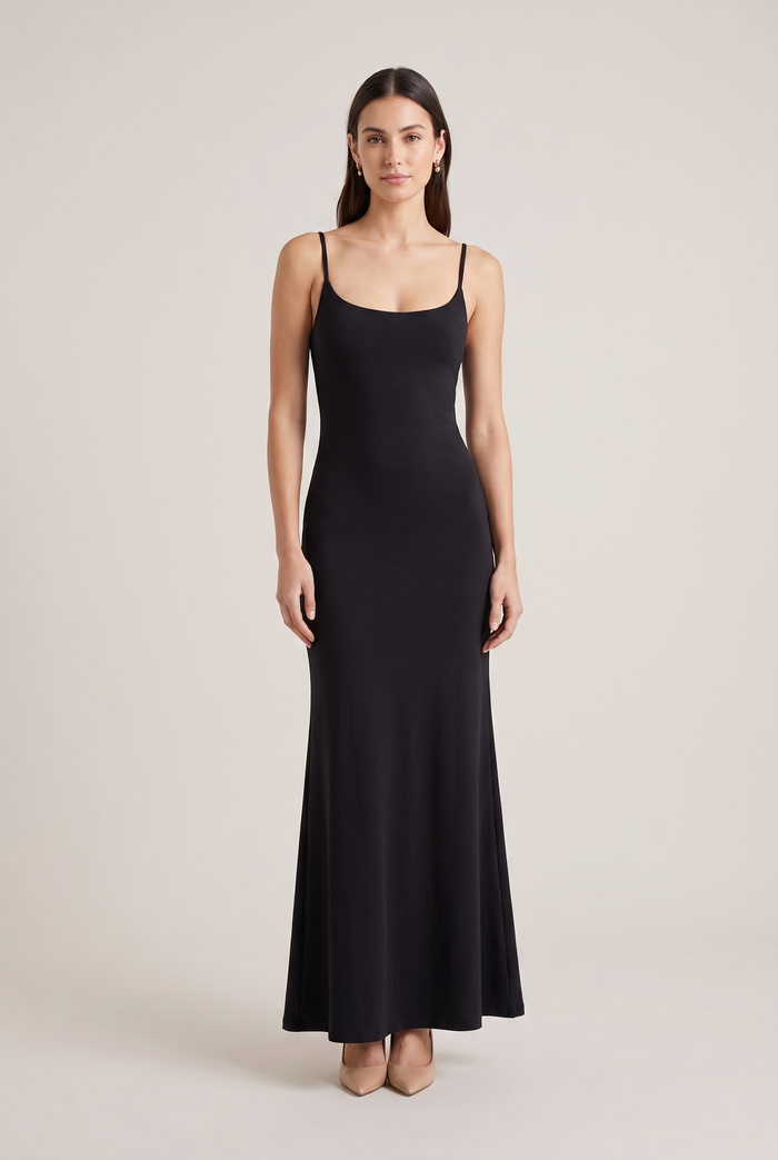 Daphne Fitted Maxi Dress in black - front view