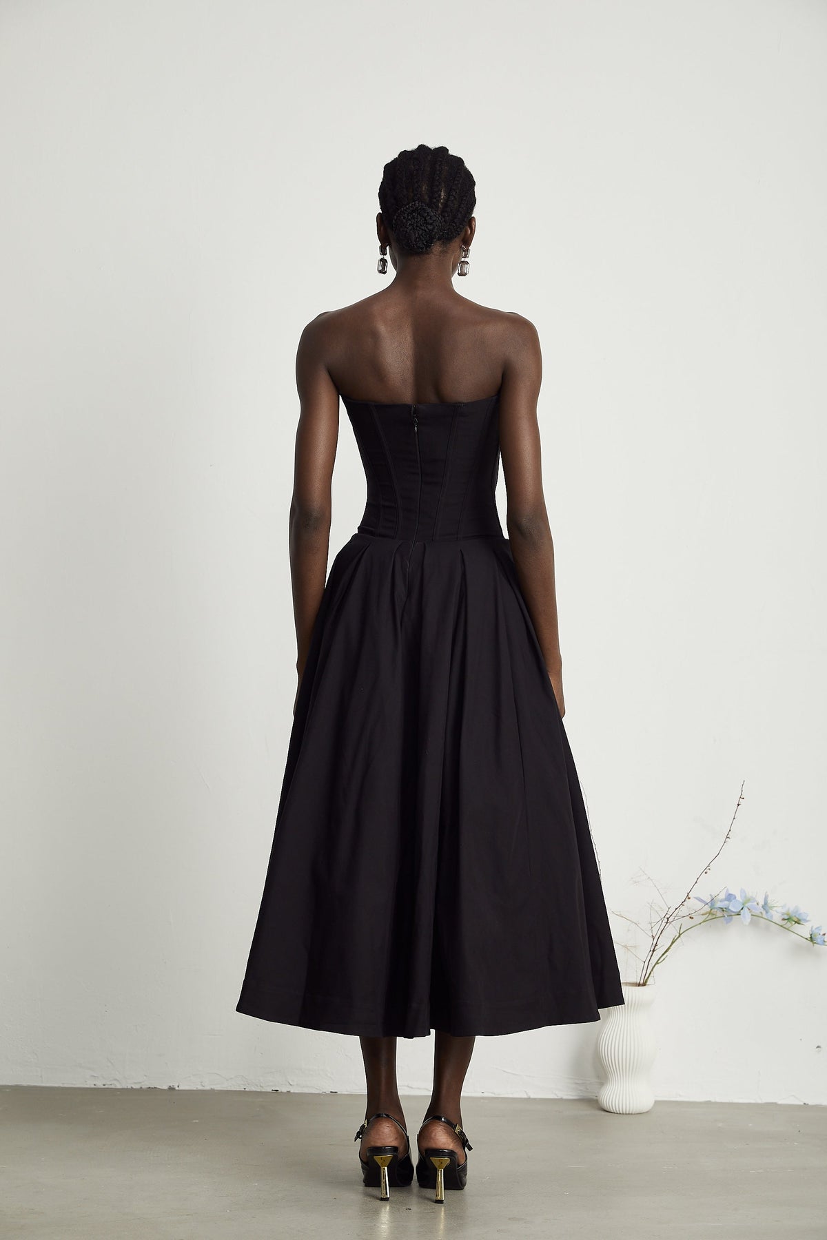 Siena - Noir Midi Dress