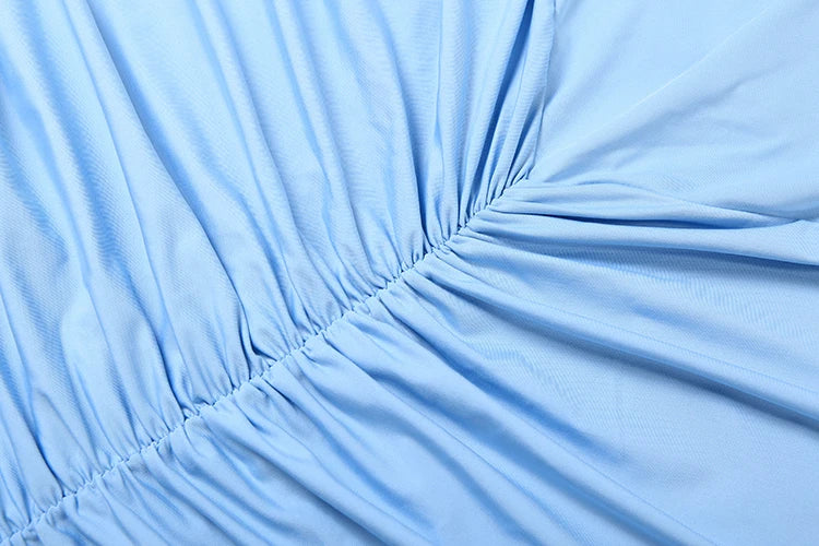Maëlys Sky High-Neck Gown