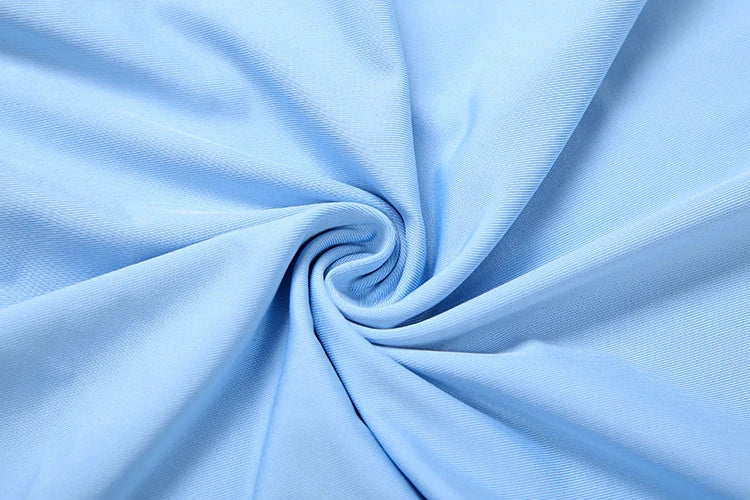 Maëlys Sky High-Neck Gown