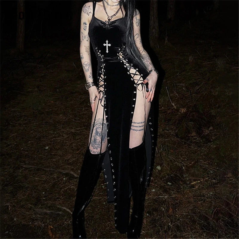 Lilith Noir Corset Slit Dress