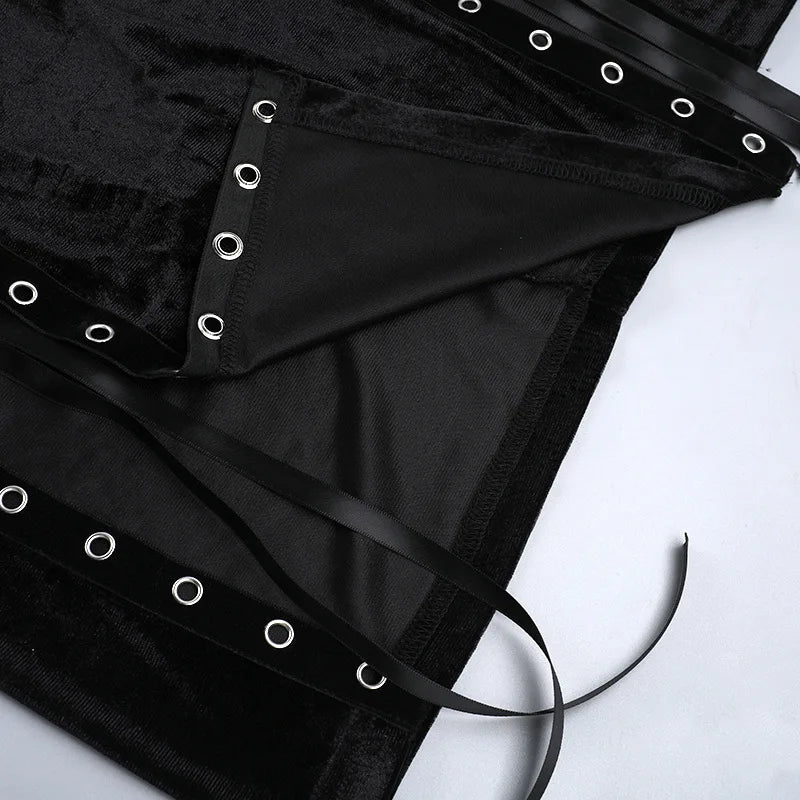Lilith Noir Corset Slit Dress